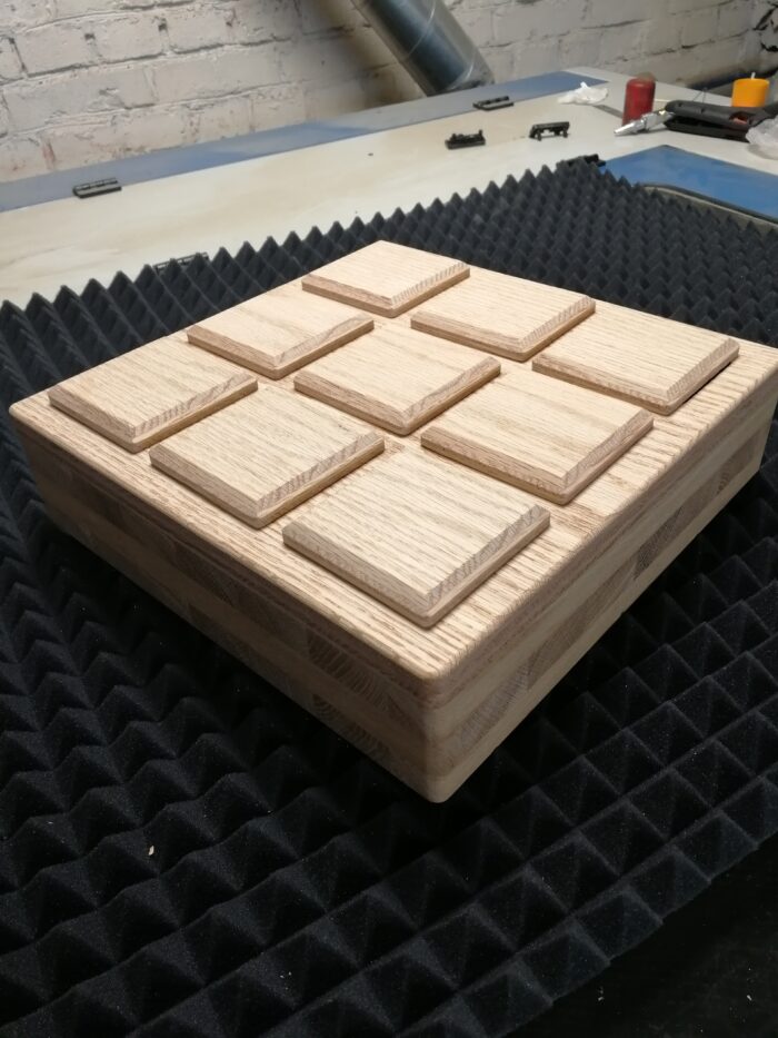 Шкатулка из дуба для экскурсий Дубовая шкатулка